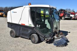 Madvac CN100, 1075 hrs, Backup Camera, Kubota  Diesel, Cab with Heat and A/