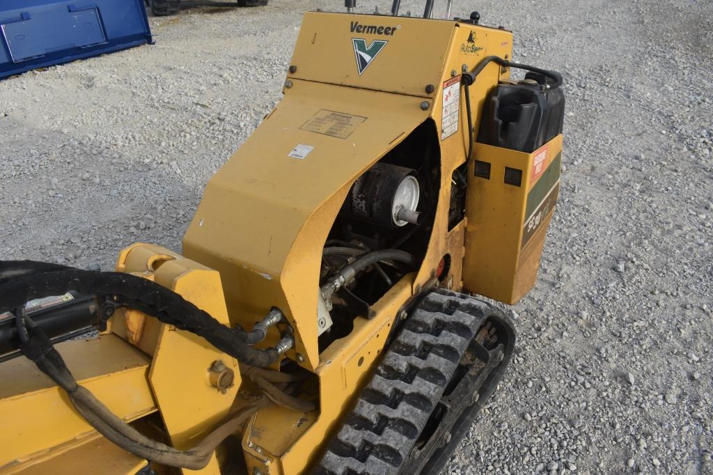 2014 Vermeer SC30TX, meter reads 109.5 hrs,  track walk behind, gas engine,