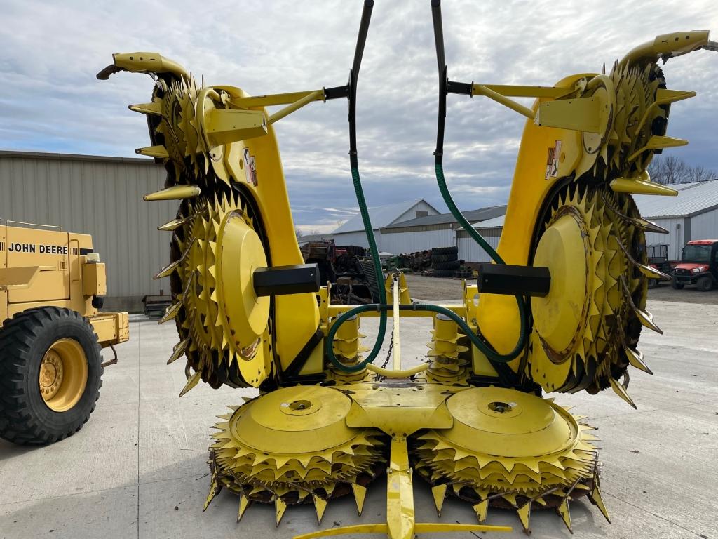 2020 John Deere 770 Rotary Forage Head. Auto  PTO Coupler, Auto Height Cont