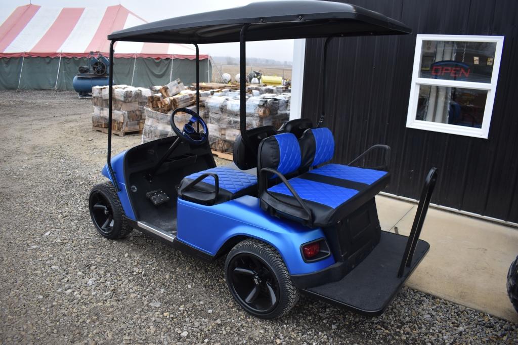 E-Z-GO Gas powered golf cart, rear seat, 4  person, custom rim, runs &drive