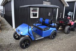 E-Z-GO Gas powered golf cart, rear seat, 4  person, custom rim, runs &drive