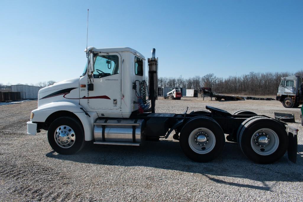 2006 INTERNATIONAL 9200 25907