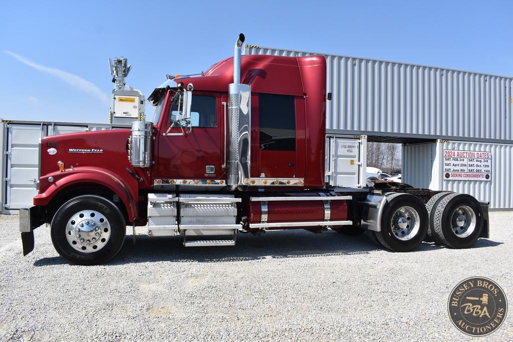 2012 WESTERN STAR 4900 26044