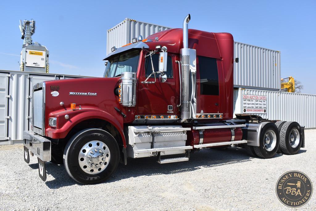 2012 WESTERN STAR 4900 26044