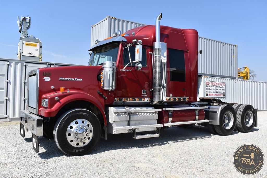 2012 WESTERN STAR 4900 26044