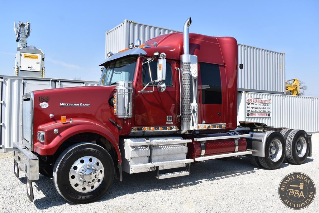 2012 WESTERN STAR 4900 26044