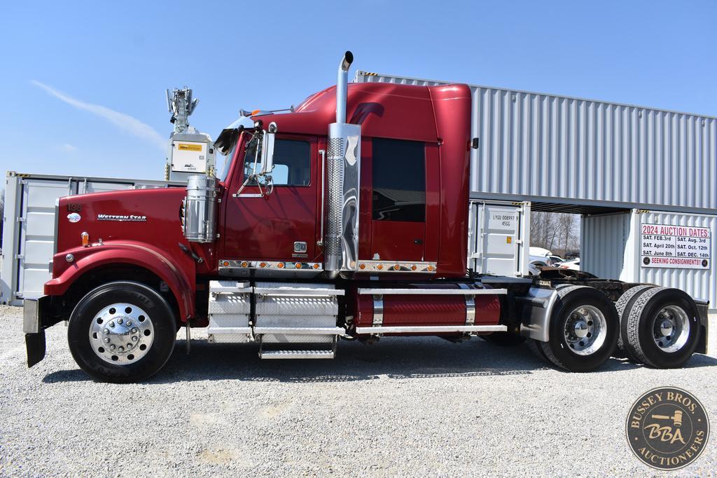 2012 WESTERN STAR 4900 26044