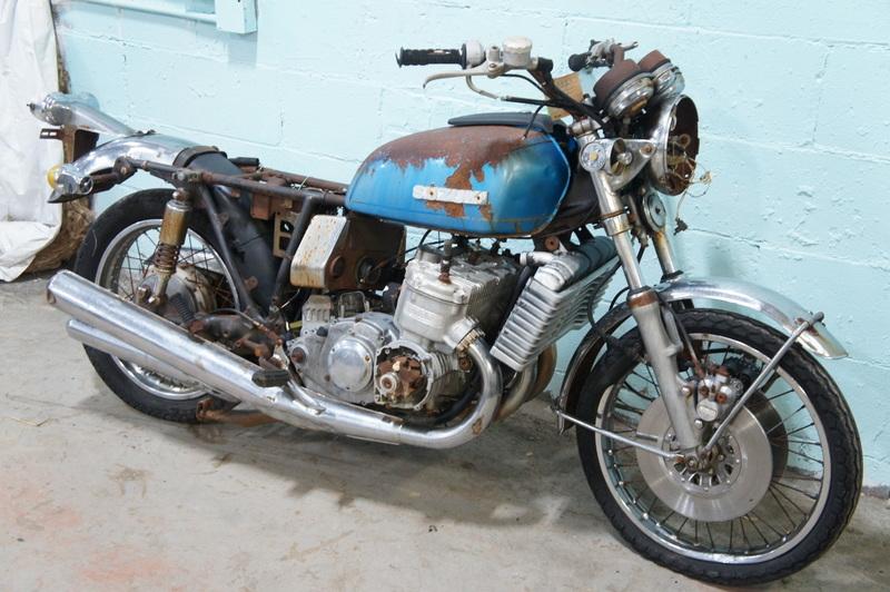 Suzuki GT750