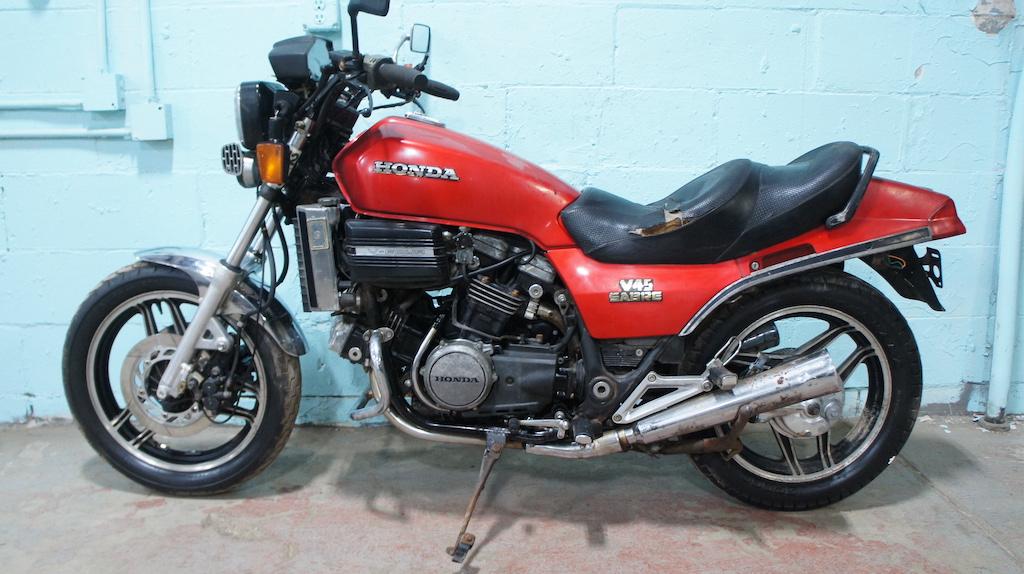 1982 HONDA VF750S V45 SABRE Motorcycle