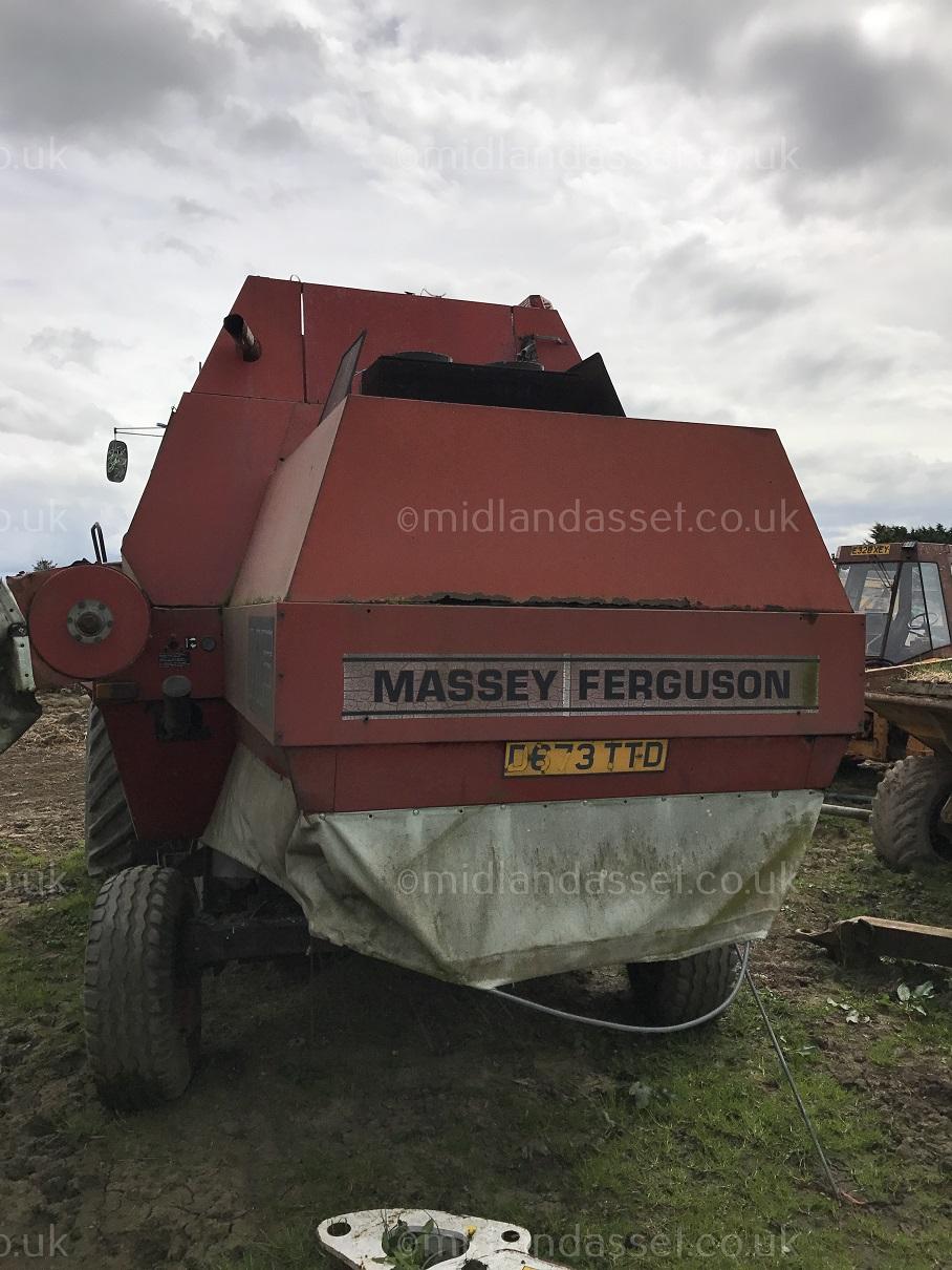 MASSEY FERGUSON COMBINE HARVESTER