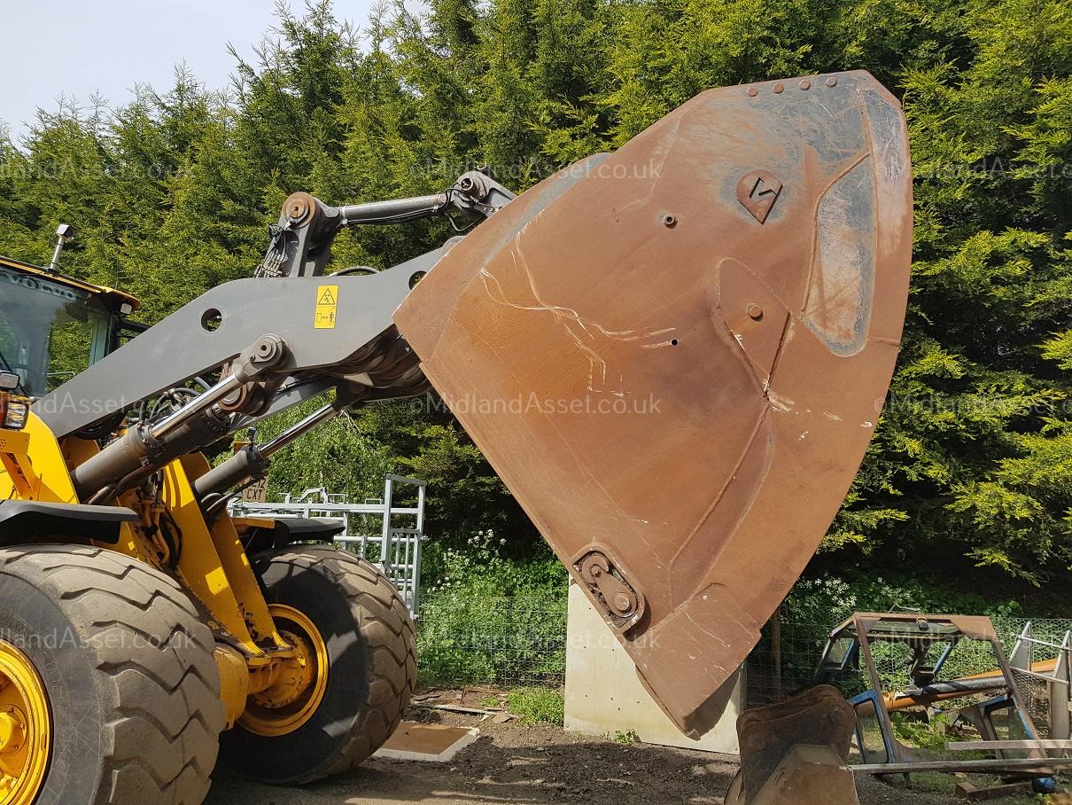 2012 VOLVO L150G YELLOW DIESEL LOADING SHOVEL, STARTS, DRIVES AND TIPS AS IT SHOULD *PLUS VAT*