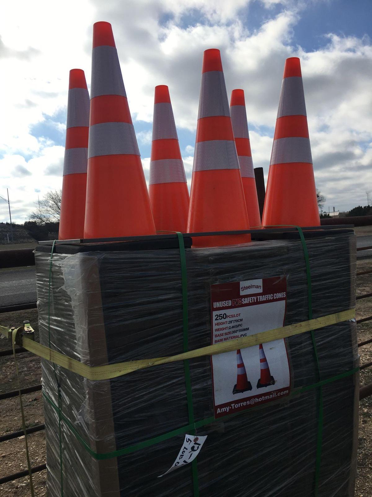 50 New Traffic Cones 50 TIMES THE MONEY MUST TAKE ALL