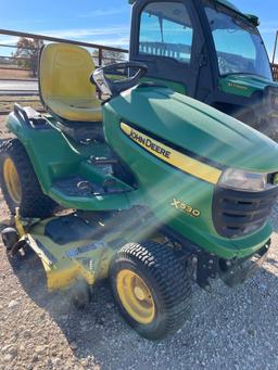 John Deere X530 Riding Mower