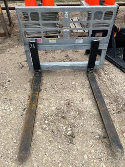 New Modern Skid SteerbPallet Forks - Galvanized Frame