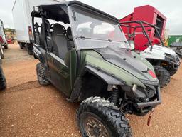 Yamaha Wolverine X4 4X4 with Poly Top and Windshield 4 Seater 1235 Miles Title, $25 Fee SLOW TITLE