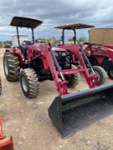 Mahindra 4540 4WD Tractor with Loader & 71" Bucket 154 HRS *Weak Clutch