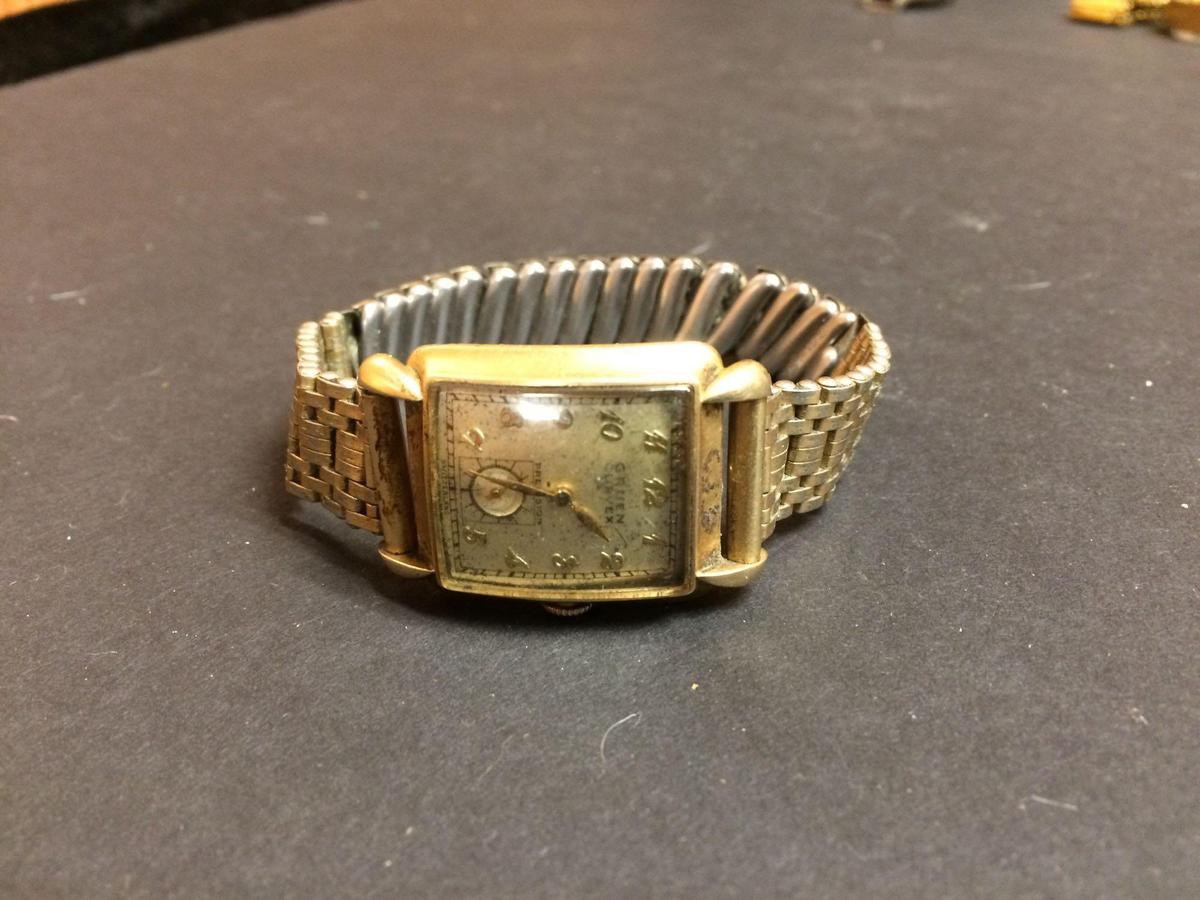 Vintage Gruen Curvex watch working