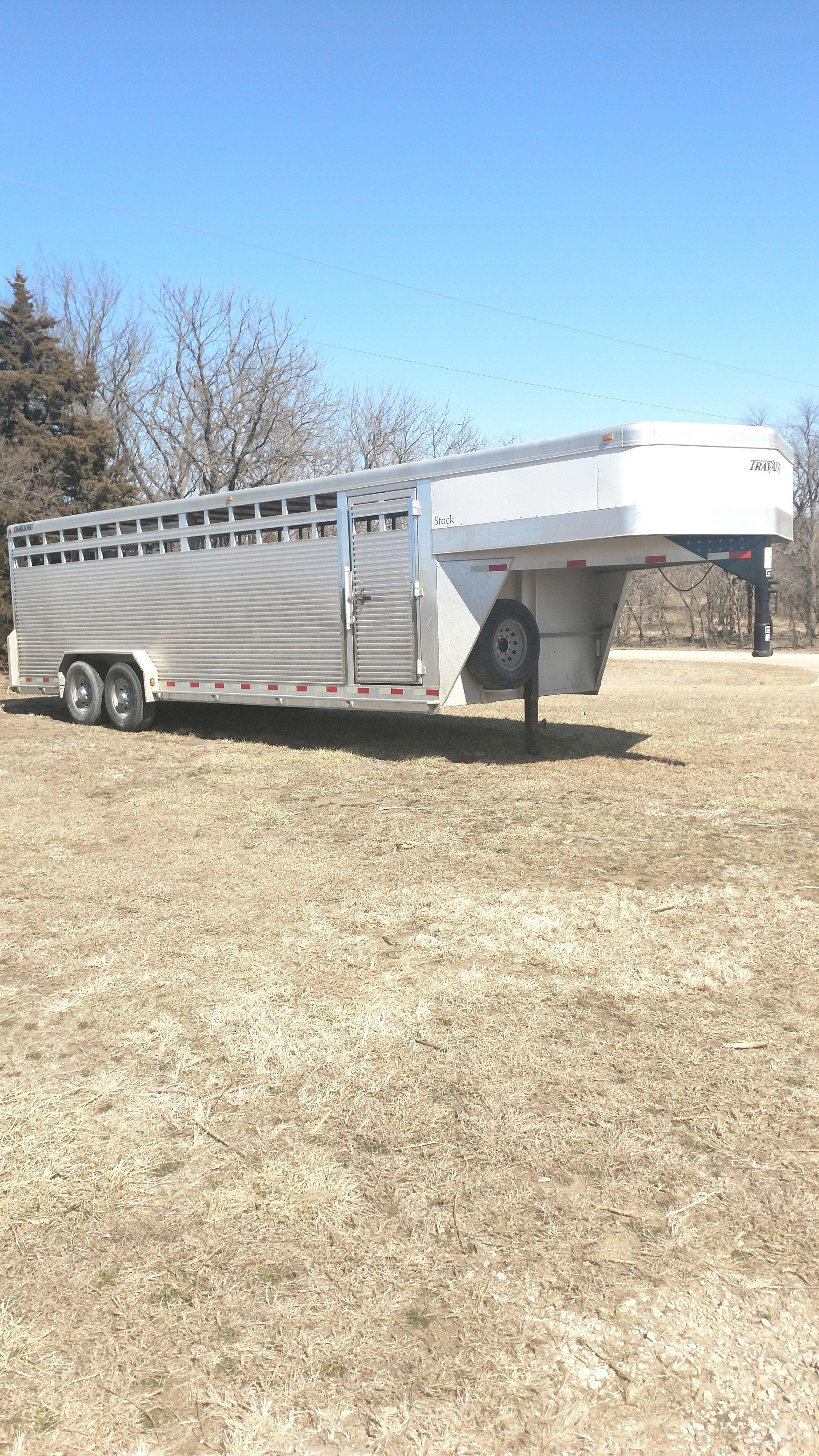 2006 GN Aluminum Travalong livestock trailer