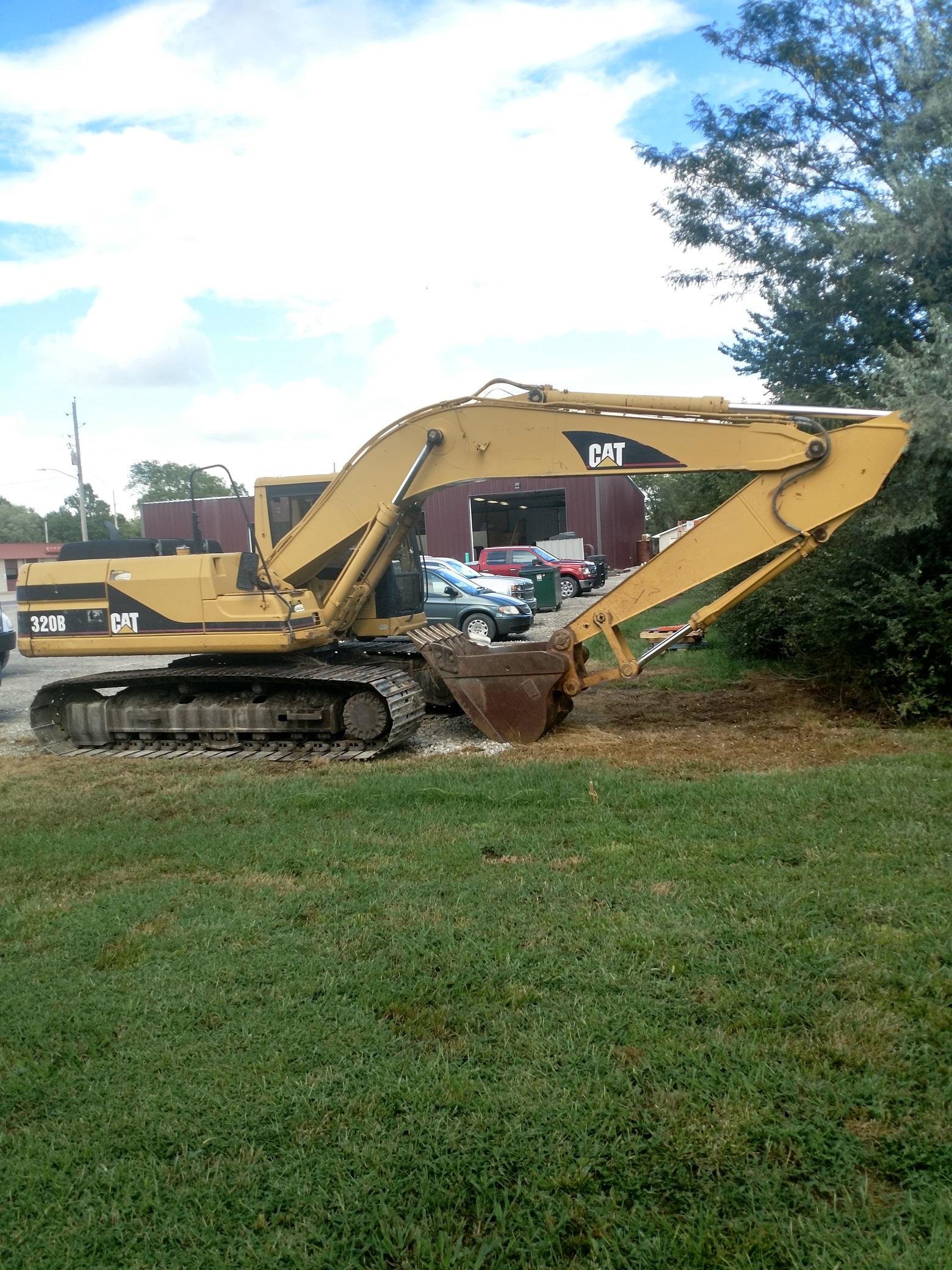 1996 Caterpillar 320B Excavator