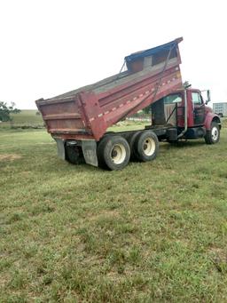 1994 International dump truck w/15’metal bed & sides