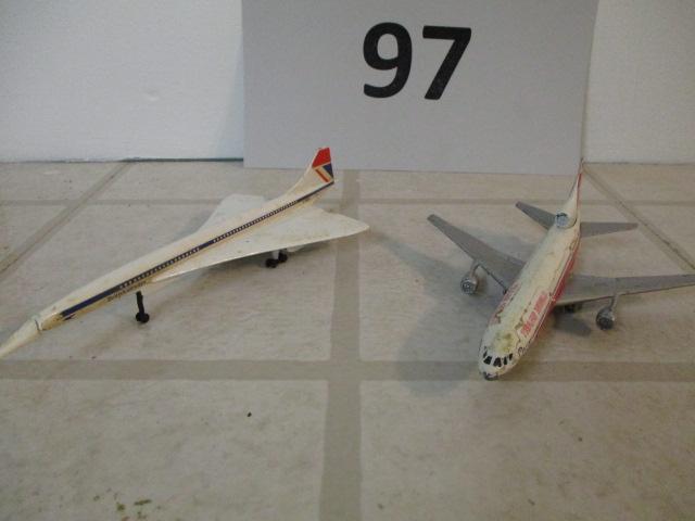 Lot of 2 Die Cast Air Planes