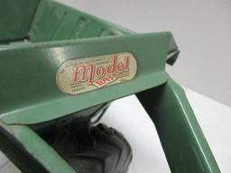 No 2009 Doepke Model Euclid Truck (c 1950-56)