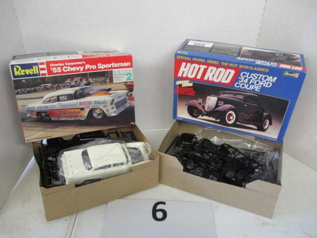 Lot of 2 models