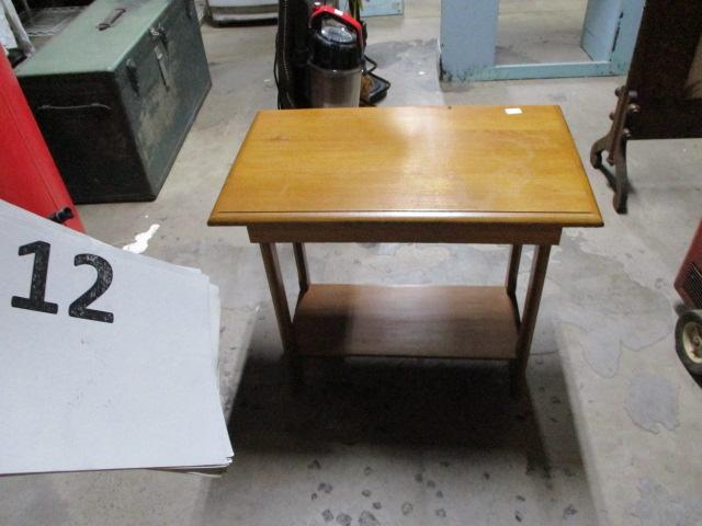 Occasional table