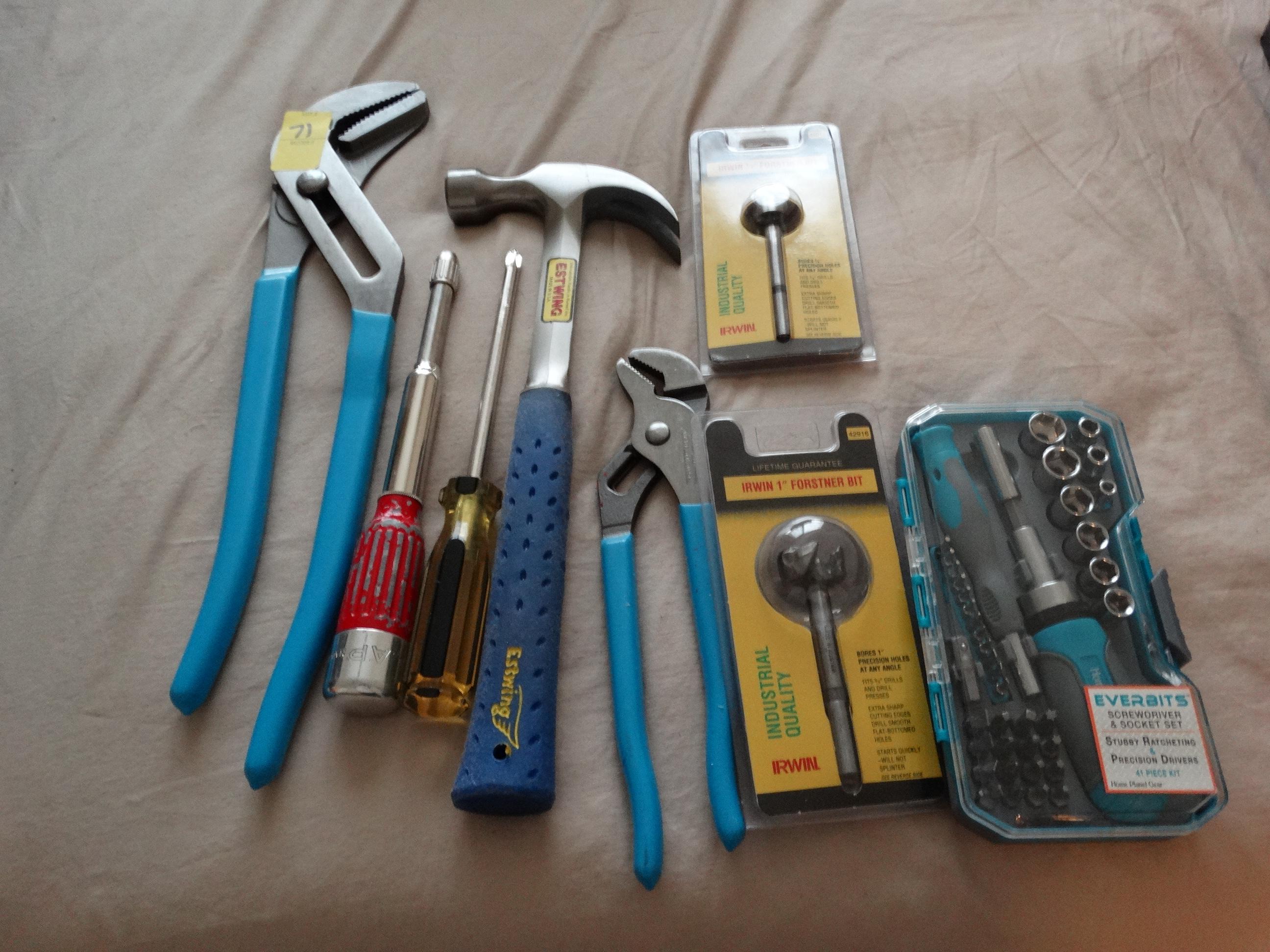 Small Quantity Of Hand Tools