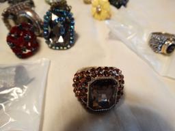 Costume Jewelry - Rings