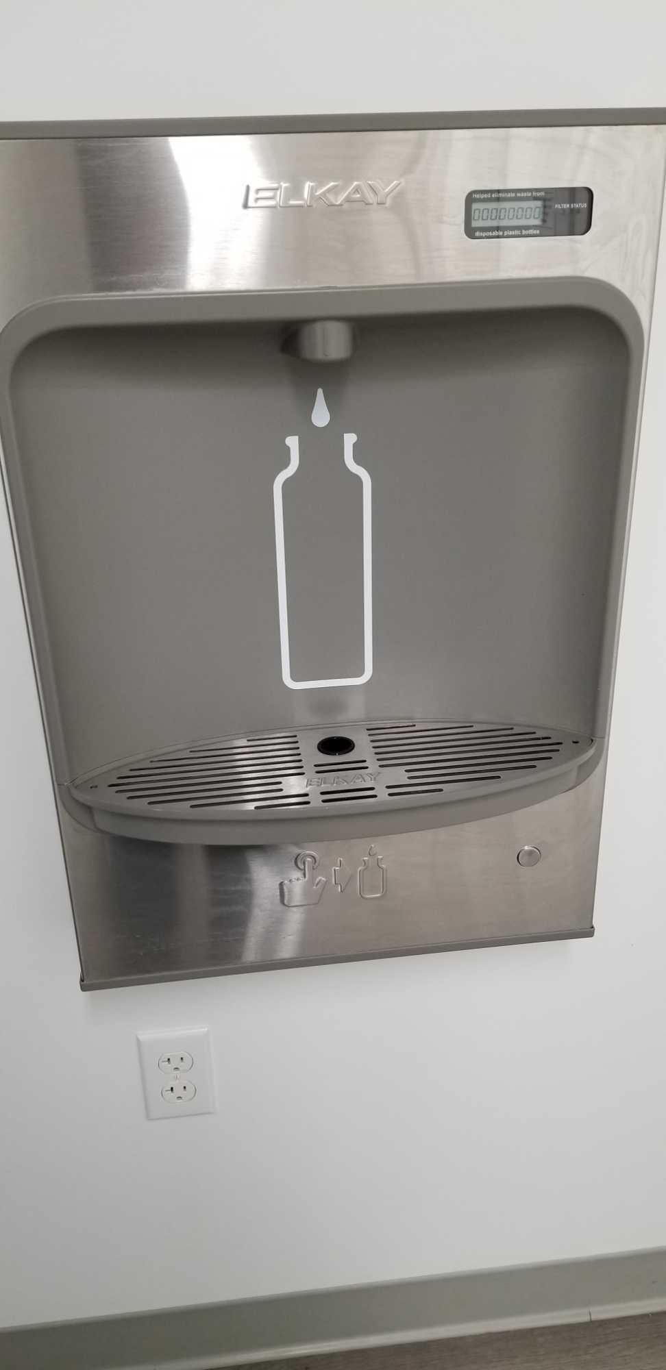 ELKAY Water dispenser