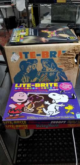 Lite-Brite Set