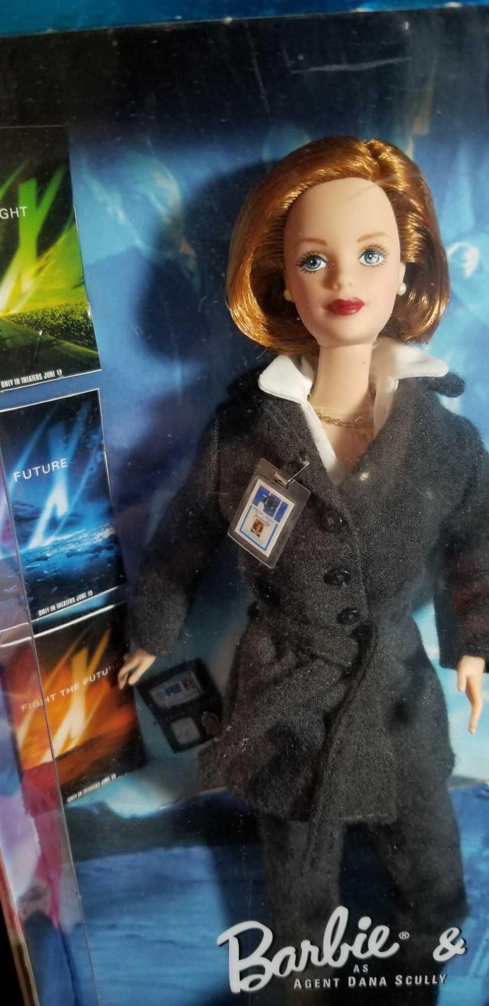 X Files Barbie and Ken