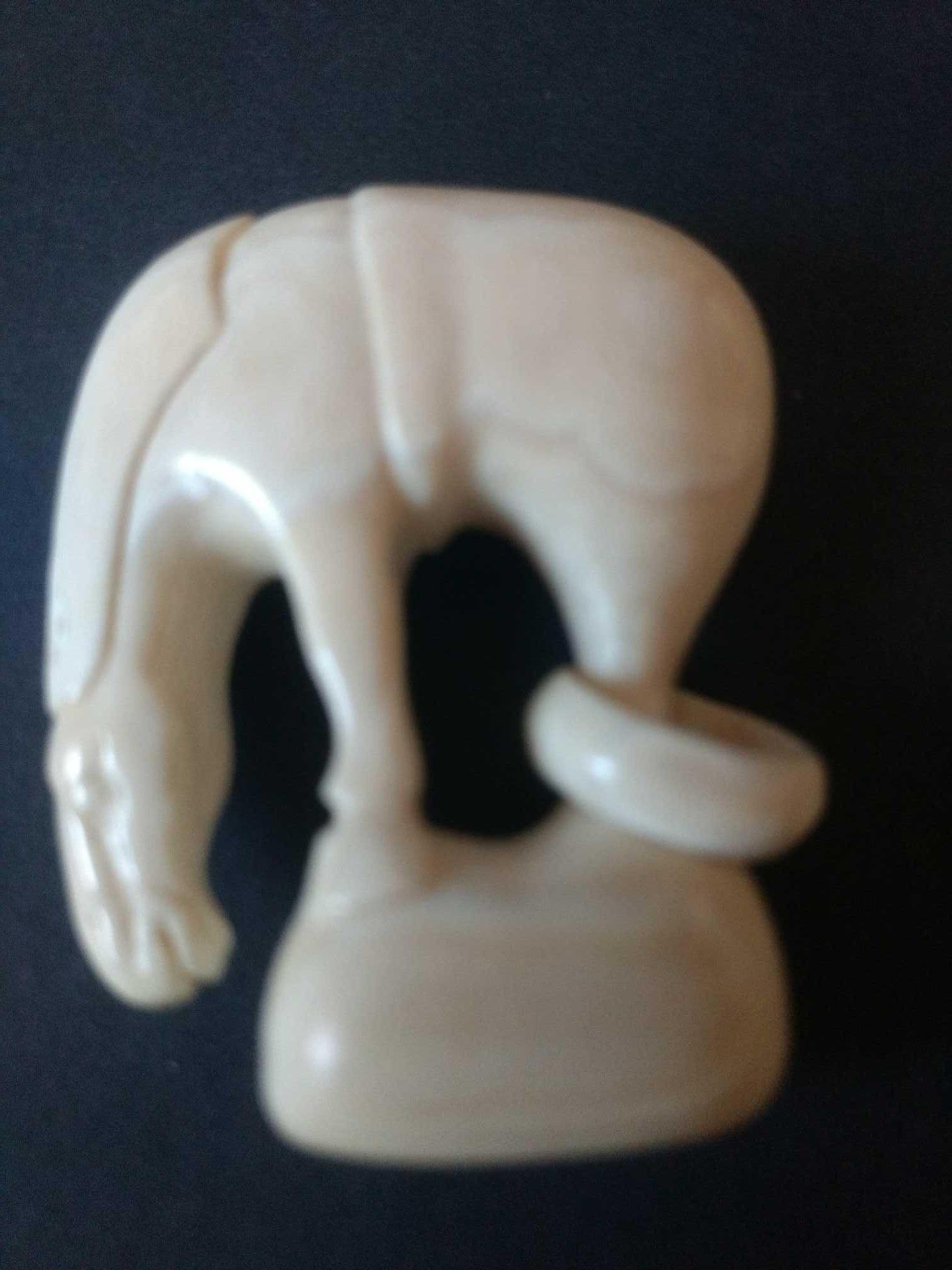 Fine Japanese Netsuke of a Horse Grazing