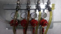 MICRO MATIC MANIFOLD AND KEG TAP SETUP