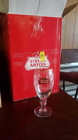 BOX OF STELLA ARTIOS GLASSES