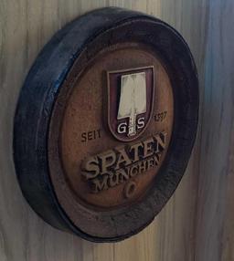 2 SPATEN MUNCHEN BEER SIGNS