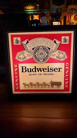 BUDWEISER LABEL LIGHT UP SIGN