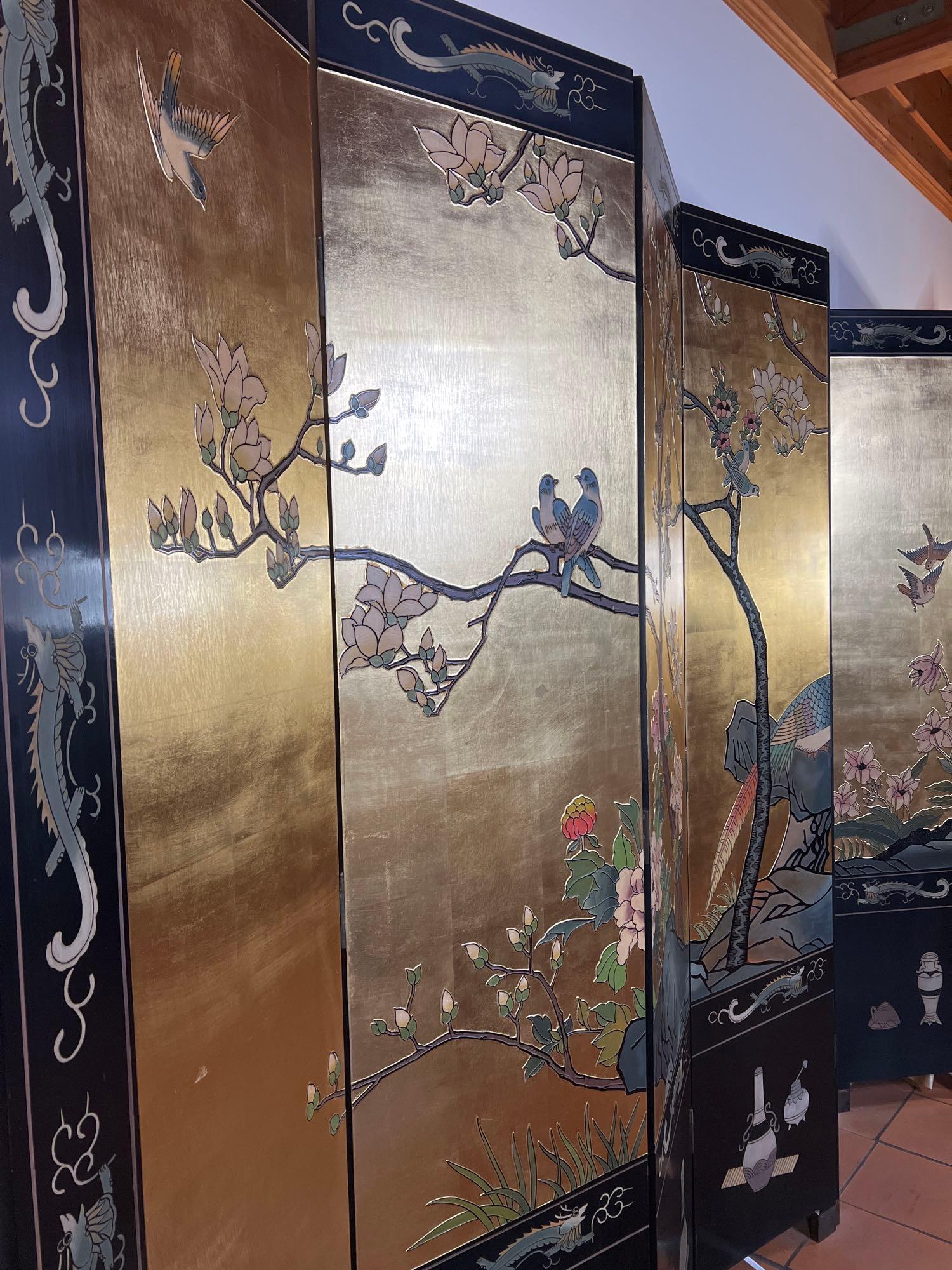 LACQUERED EIGHT PANEL SCREEN