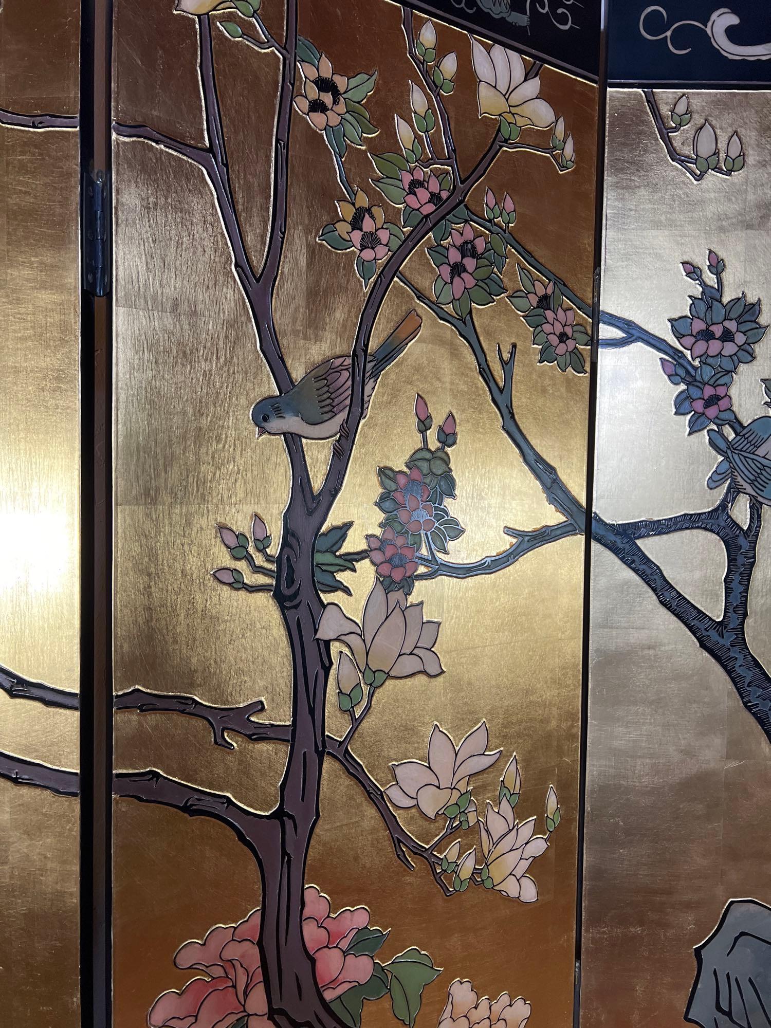 LACQUERED EIGHT PANEL SCREEN