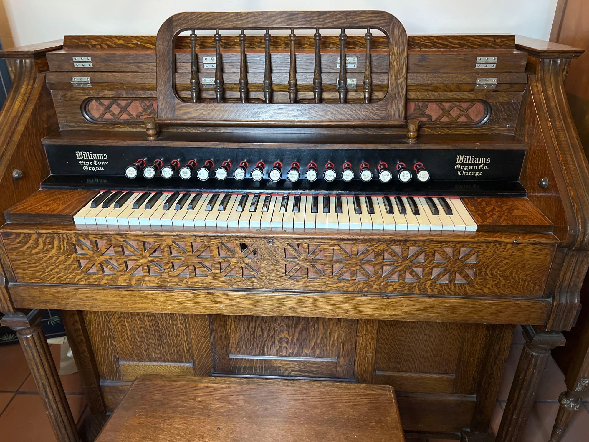 WILLIAMS - PIPE TONE ORGAN