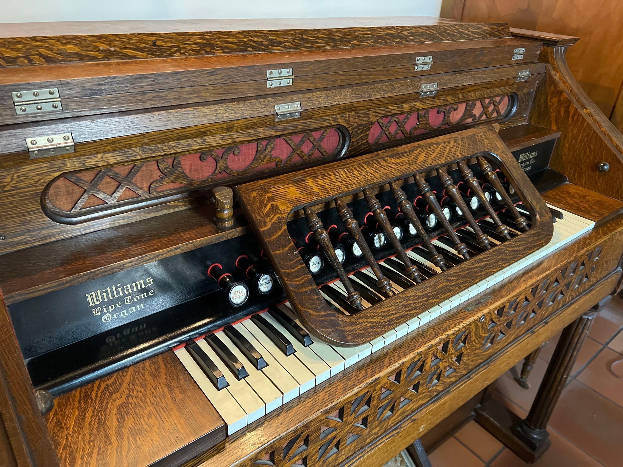 WILLIAMS - PIPE TONE ORGAN