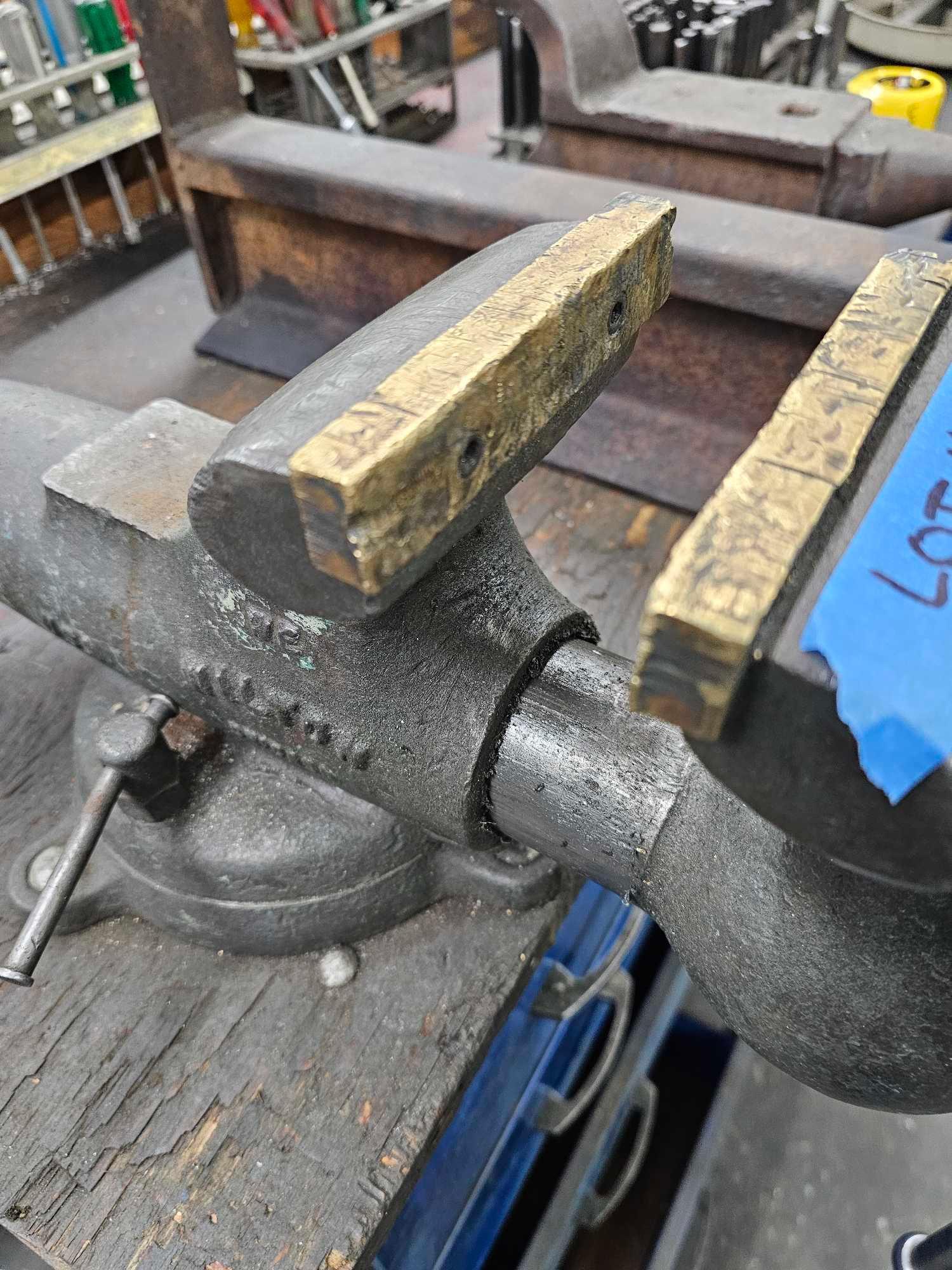 WILTON BENCH VISE