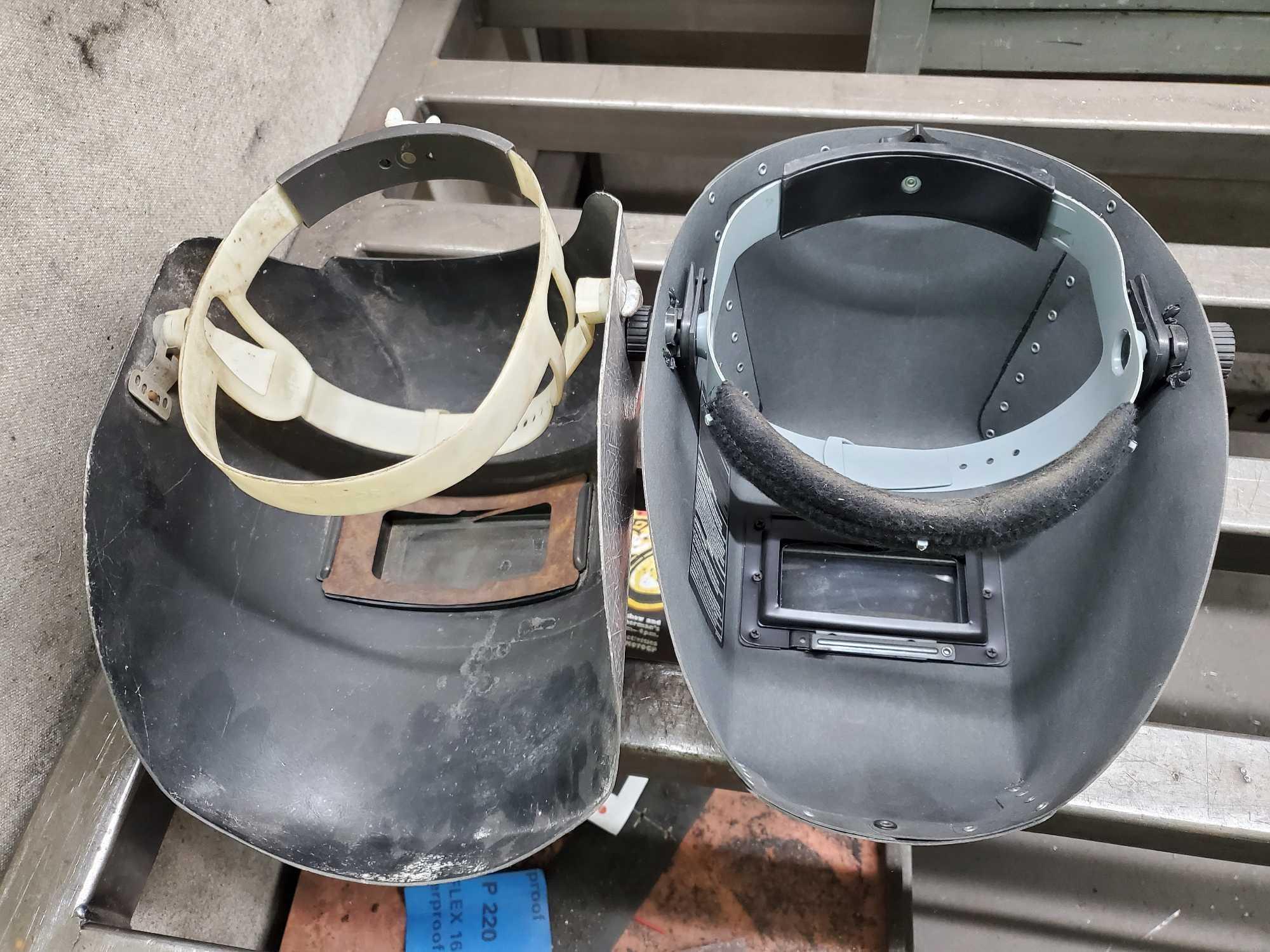 WELDING TABLE AND HELMETS