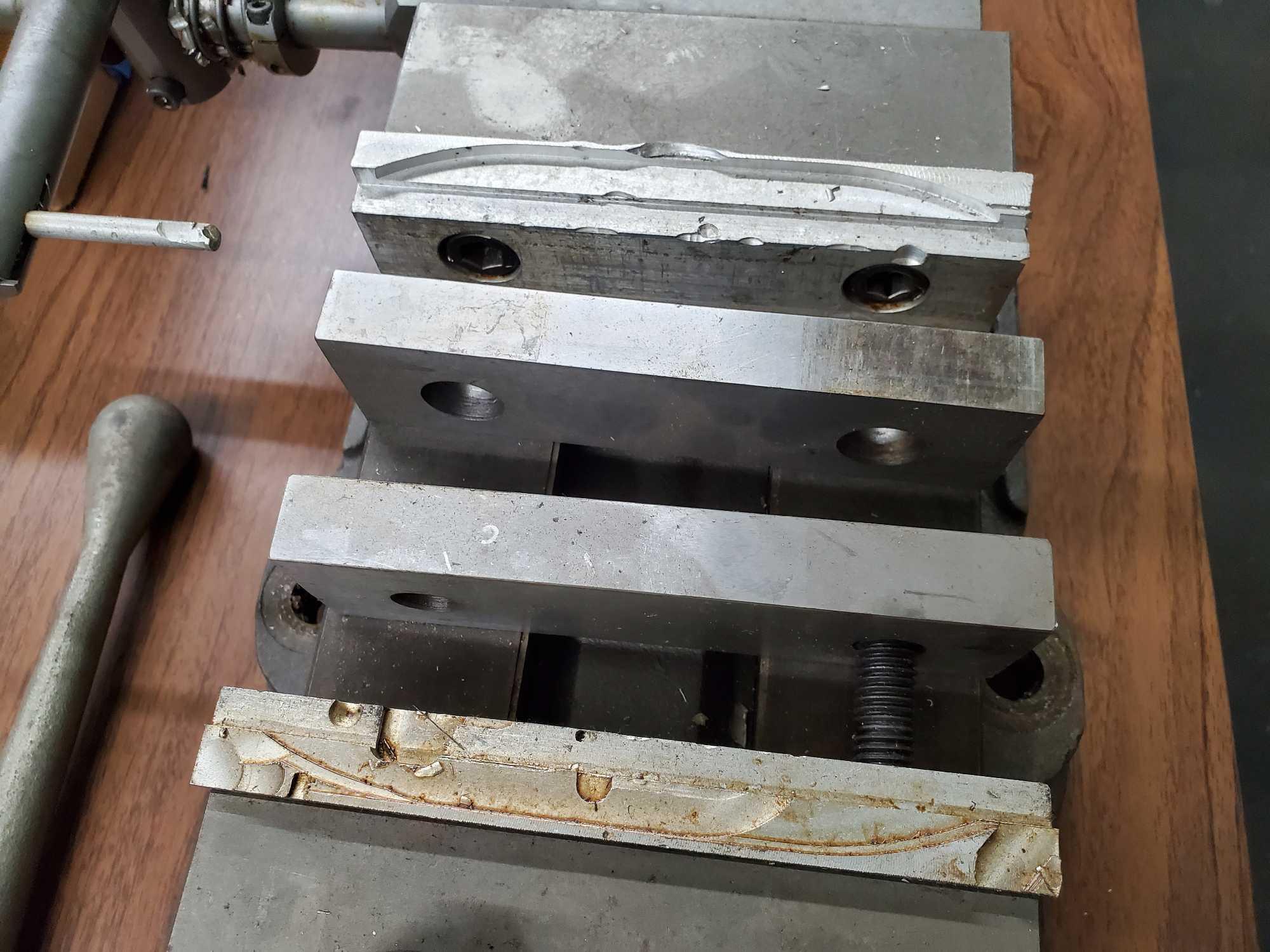 KURT D675 MACHINE VICE