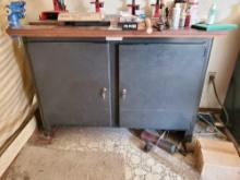 STORAGE CABINET WORKBENCH