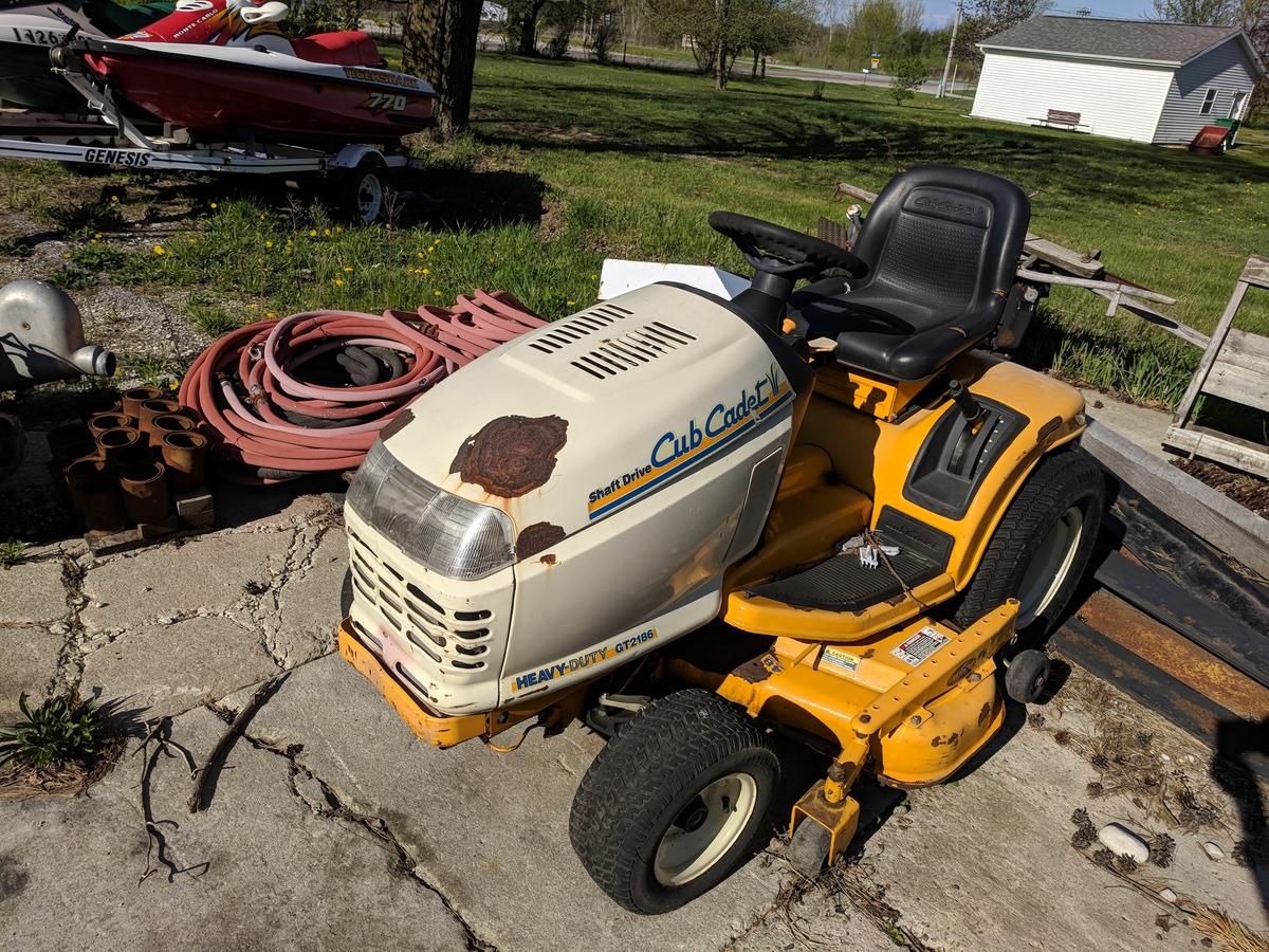 CUB CADET GT2186 48" RIDING MOWER