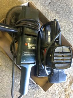 Craftsman dual motion Orbital Sander & Black and Decker Polisher/Sander (lot 2)