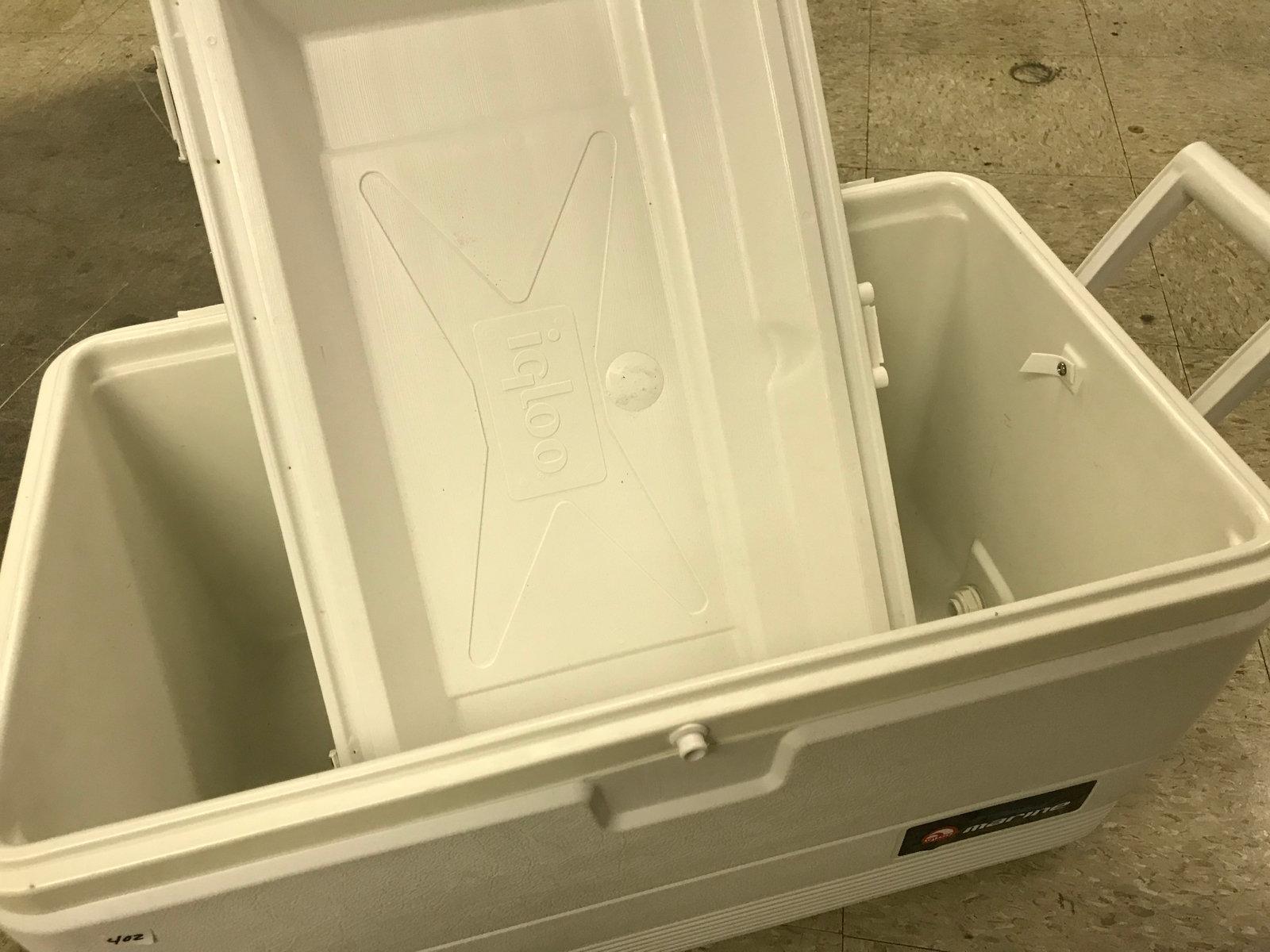 Igloo 54 quart cooler, needs hinges replaced