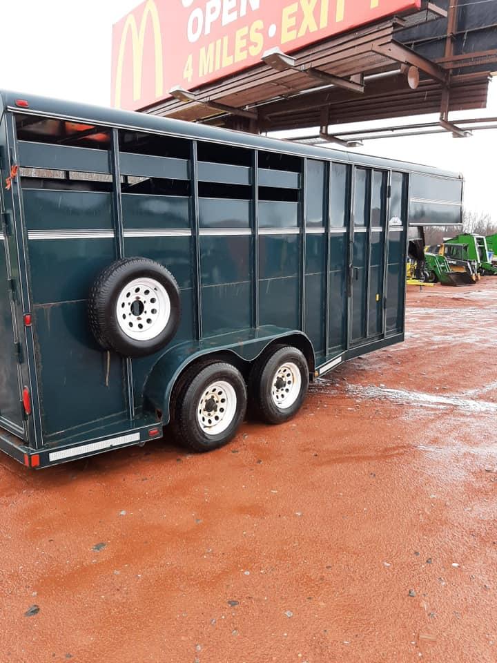 MORITZ 2002 MODEL - 16 FT 3 HORSE TRAILER - GOOD TIRES - GOOD SHAPE - W. TI